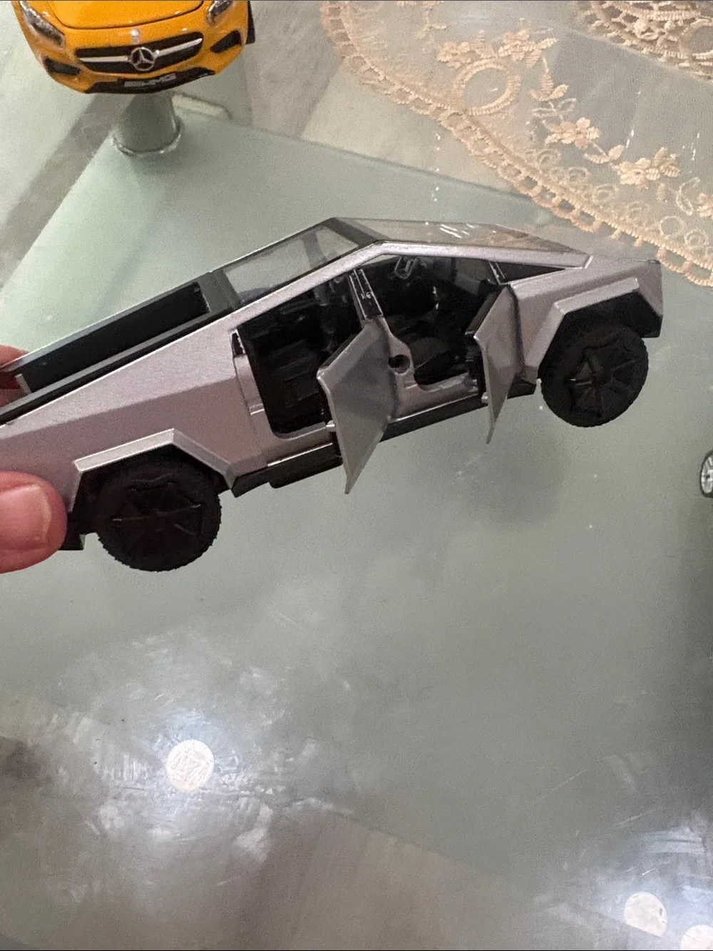 TESLA  Cybertruck Diecast Model Car  toy